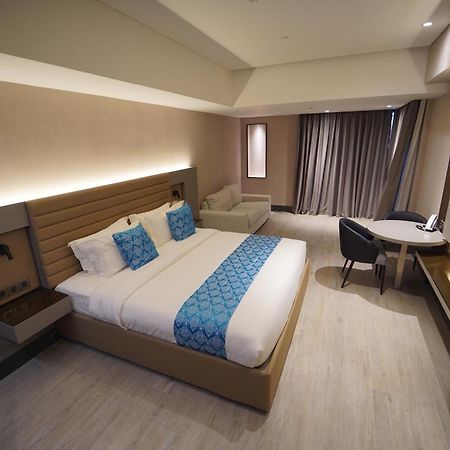 Bayprime Hotel Paranaque City Eksteriør billede